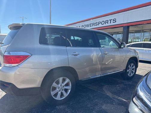 2012 Toyota Highlander SE