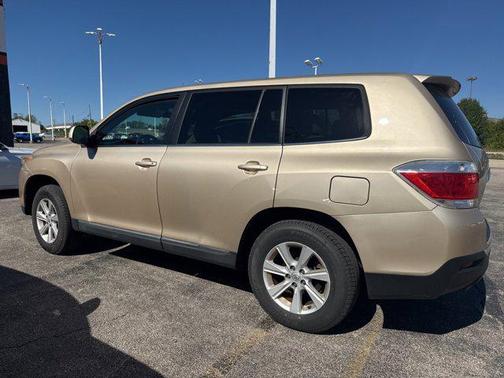 2012 Toyota Highlander SE