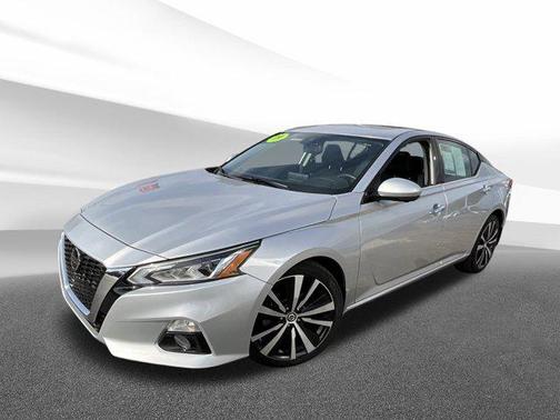 2022 Nissan Altima SR Intelligent AWD