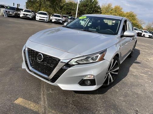 2022 Nissan Altima SR Intelligent AWD