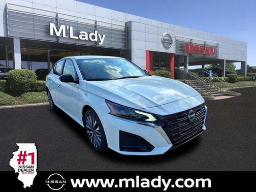 2025 Nissan Altima SV FWD