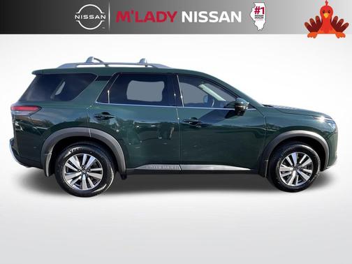 2024 Nissan Pathfinder SL 4WD