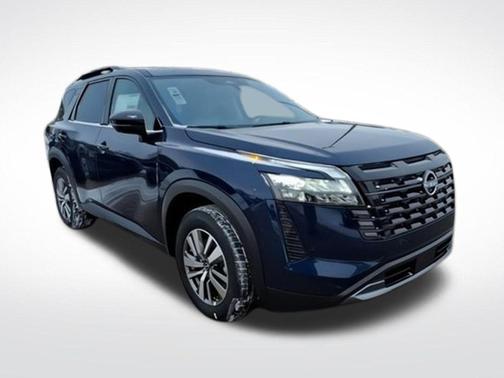 Deep Ocean Blue Pearl 2026 Nissan Pathfinder SL