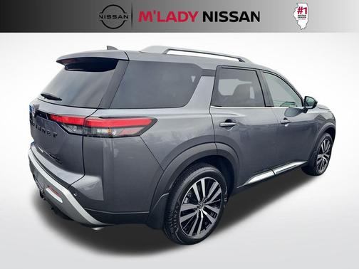 2025 Nissan Pathfinder Platinum 4WD