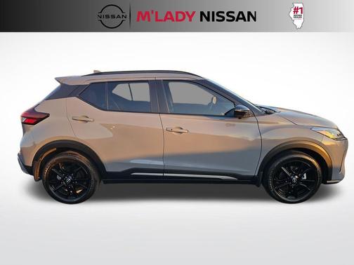 2024 Nissan Kicks SR