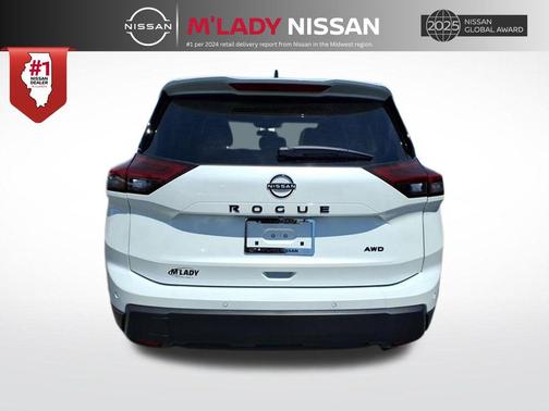 Everest White Pearl Tricoat 2026 Nissan Rogue Dark Armor