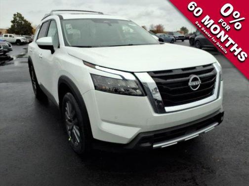 2025 Nissan Pathfinder SL 4WD
