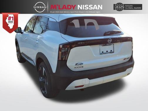 2026 Nissan Kicks SR