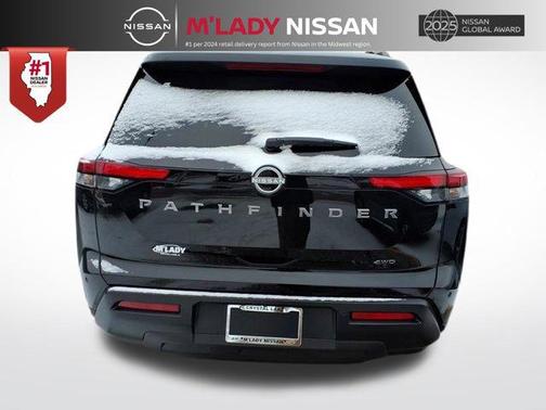 2026 Nissan Pathfinder SV