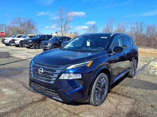 2025 Nissan Rogue Platinum