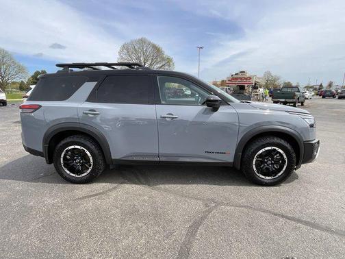 2023 Nissan Pathfinder Rock Creek 4WD