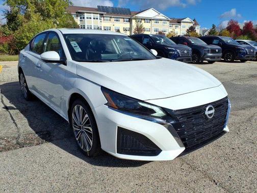 2025 Nissan Altima SL AWD