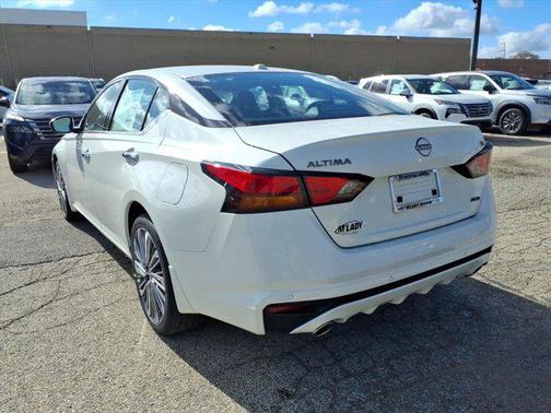 2025 Nissan Altima SL AWD