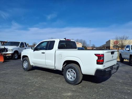 2025 Nissan Frontier S