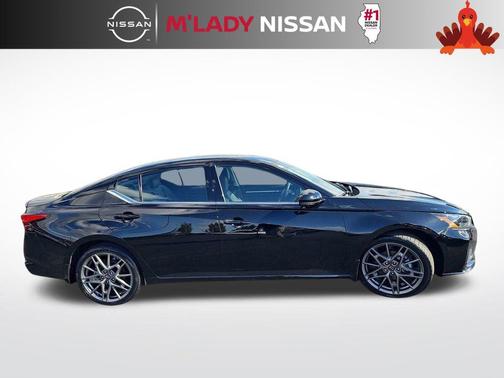 2023 Nissan Altima SR VC-Turbo FWD