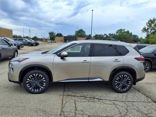 2025 Nissan Rogue Platinum