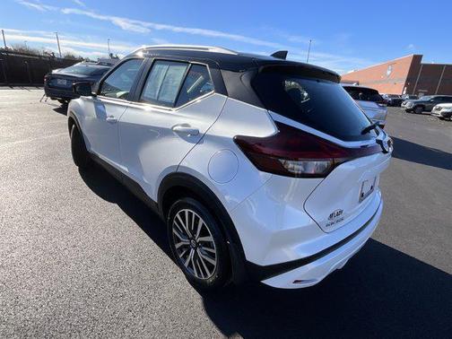 2021 Nissan Kicks SV