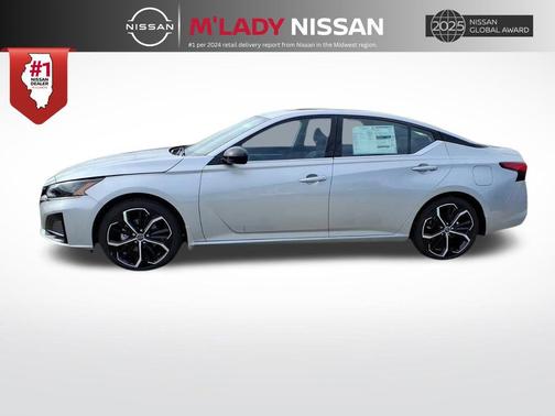 2025 Nissan Altima SR FWD