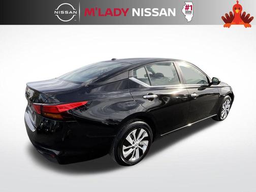 2025 Nissan Altima S FWD