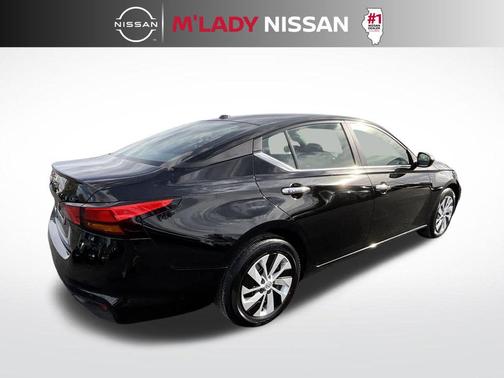 2025 Nissan Altima S FWD