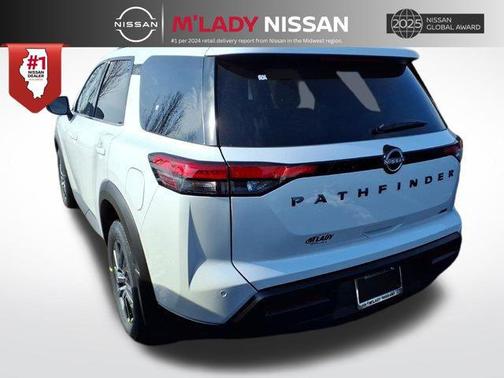 2026 Nissan Pathfinder SV