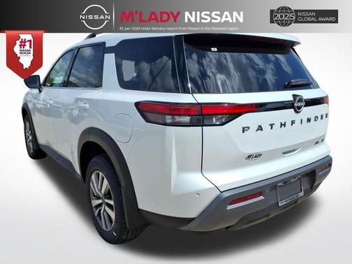 Everest White Pearl Tricoat 2026 Nissan Pathfinder SL