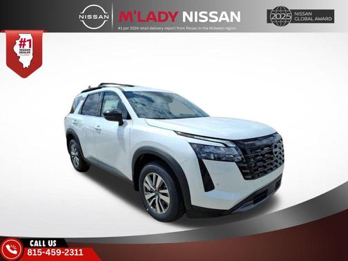 Everest White Pearl Tricoat 2026 Nissan Pathfinder SL