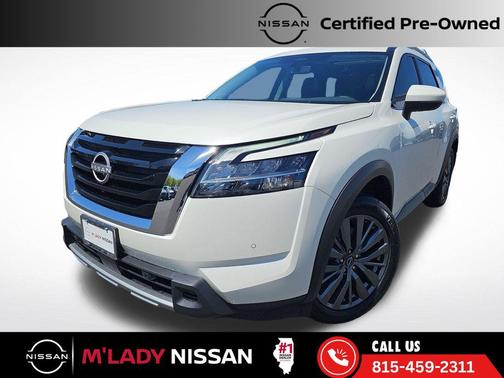 Pearl White Tricoat 2024 Nissan Pathfinder SL 4WD