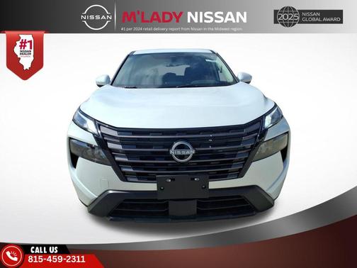 Everest White Pearl Tricoat 2026 Nissan Rogue SV