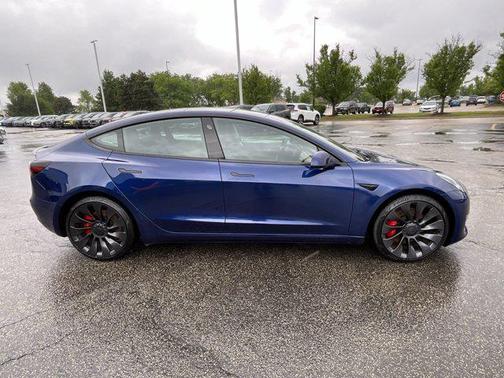 2023 Tesla Model 3 Performance
