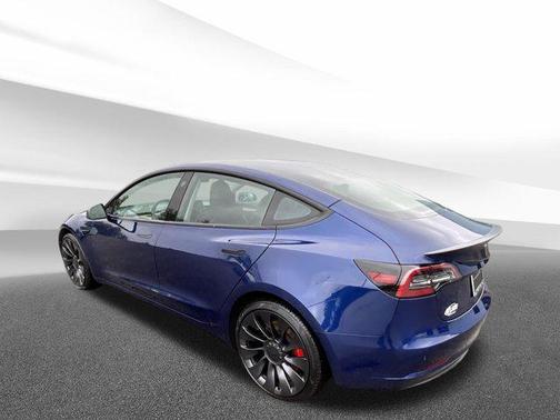 2023 Tesla Model 3 Performance