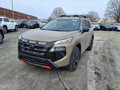 2025 Nissan Rogue Rock Creek