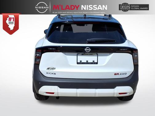 2026 Nissan Kicks SR