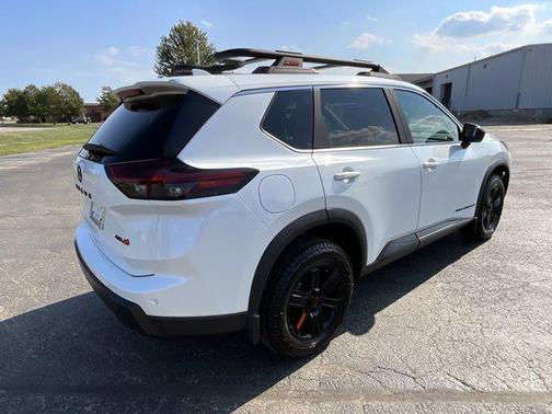 2025 Nissan Rogue Rock Creek