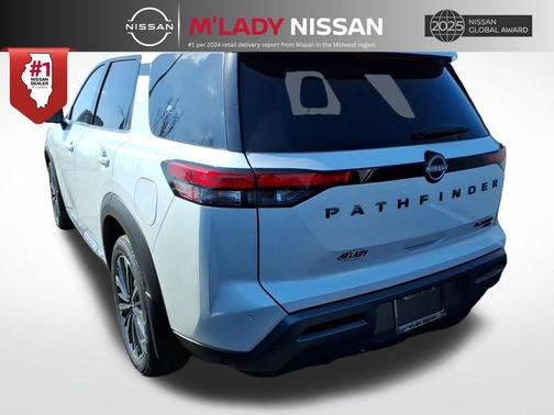 2026 Nissan Pathfinder Platinum