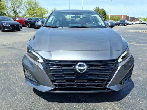 Gun Met 2026 Nissan Altima 2.5 SV