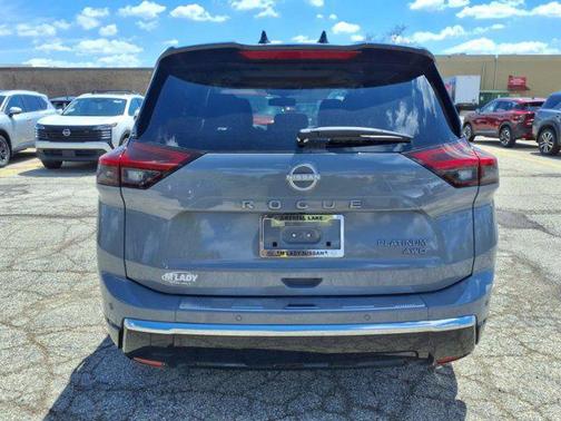 2025 Nissan Rogue Platinum