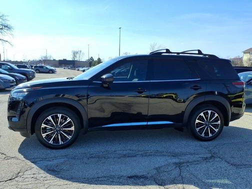 Super Black 2026 Nissan Pathfinder Platinum