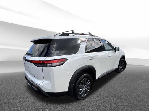 2024 Nissan Pathfinder SV 4WD
