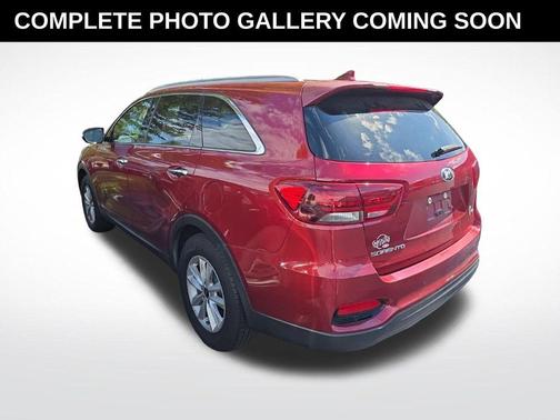 Passion Red 2019 Kia Sorento LX