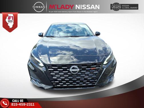 Super Black 2026 Nissan Altima SR FWD