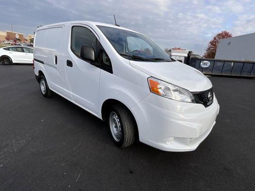 2021 Nissan NV200 S