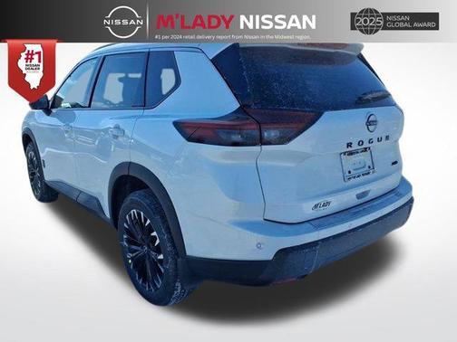 2026 Nissan Rogue Dark Armor