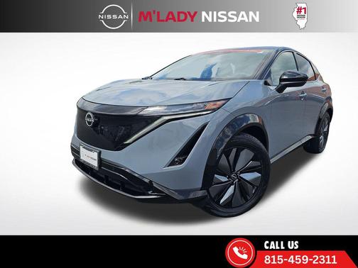 Boulder Gray Pearl/Black Diamond Pearl 2025 Nissan ARIYA ENGAGE+