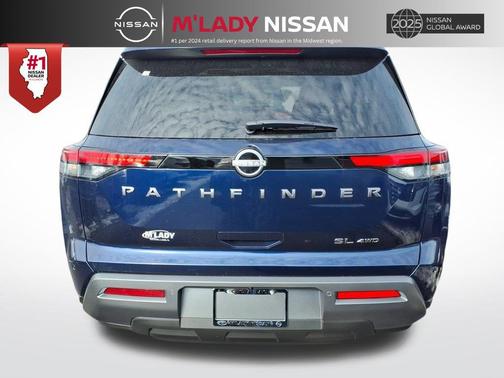 2026 Nissan Pathfinder SL