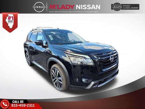 2025 Nissan Pathfinder Platinum 4WD