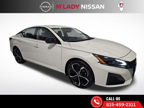 2023 Nissan Altima SR FWD