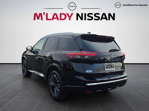 Super Black 2026 Nissan Rogue Platinum