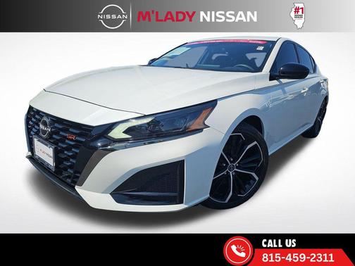 Pearl White Tricoat 2024 Nissan Altima SR FWD