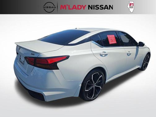 Pearl White Tricoat 2024 Nissan Altima SR FWD